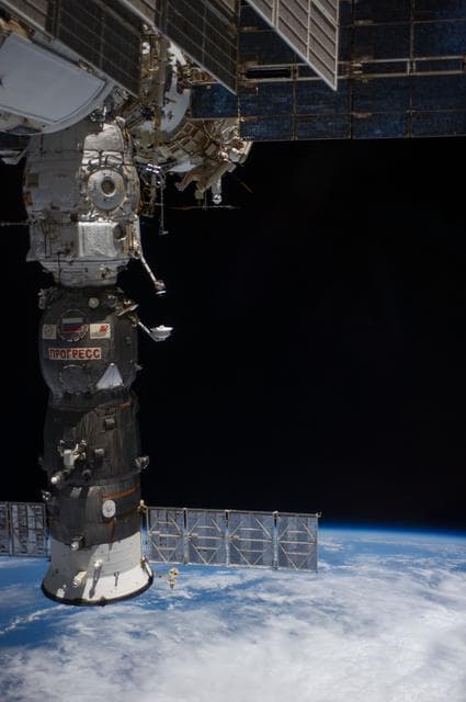 NASA image: Russian EVA 38.