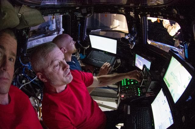 NASA image: Cygnus Offset Grapple On-Board Training