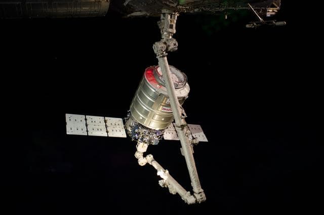 NASA image: Cygnus capture