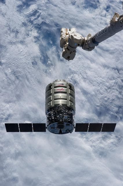 NASA image: Cygnus approach and capture