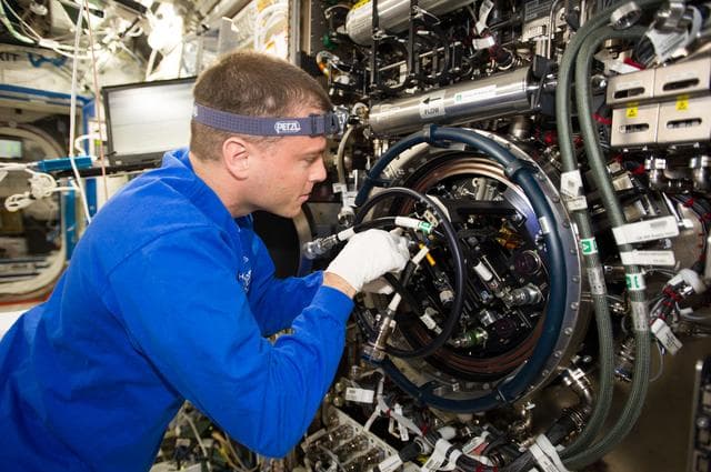 NASA image: CIR fuel reservoir swap closeout