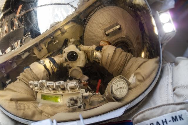 NASA image: Russian EVA 39