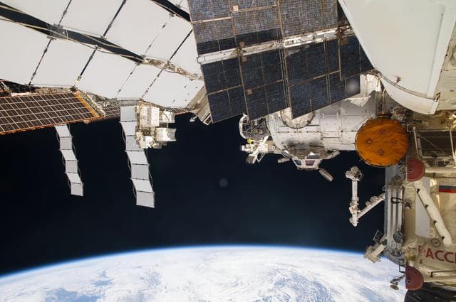 NASA image: External view of ISS