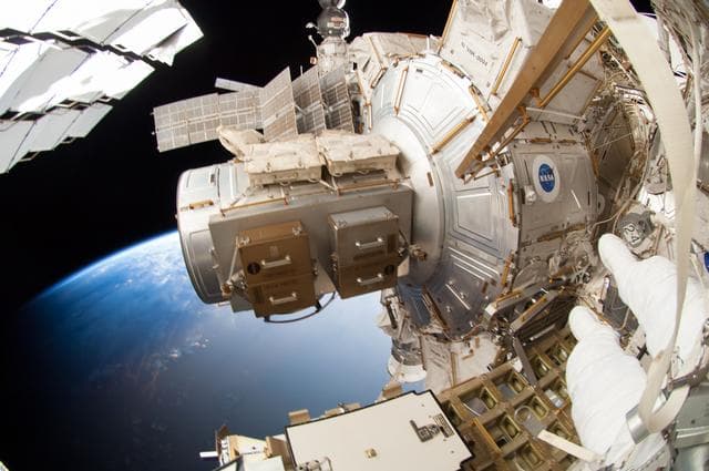 NASA image: EVA 27