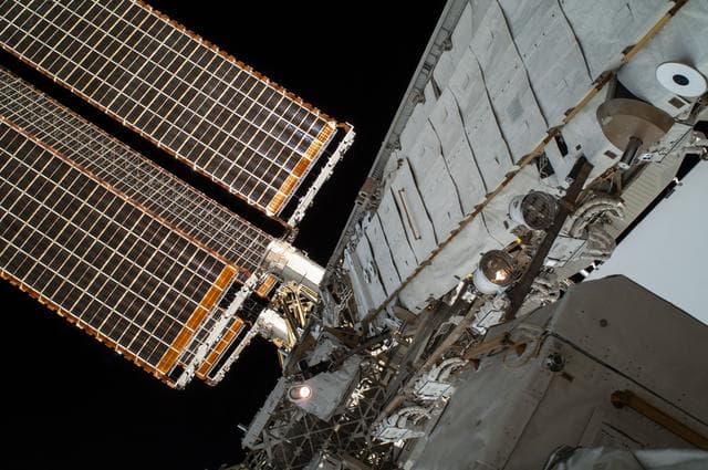 NASA image: EVA 27