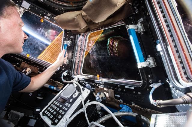 NASA image: iss042e019845