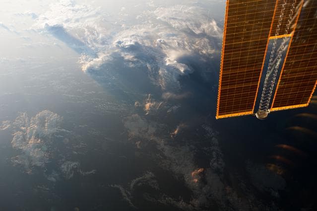 NASA image: iss042e021548