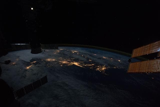 NASA image: iss042e021607