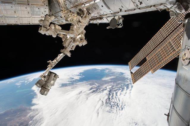 NASA image: iss042e023551