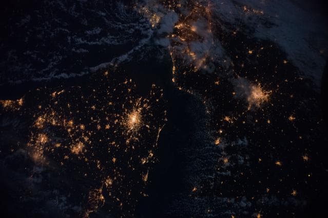 NASA image: iss042e031216