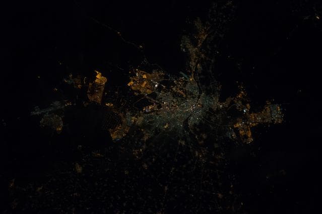 NASA image: iss042e033847