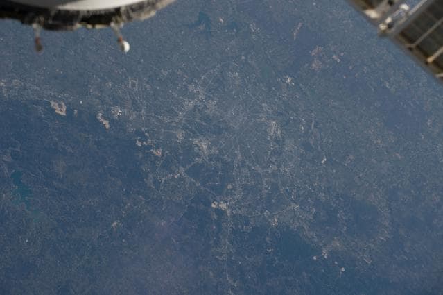 NASA image: iss042e046120