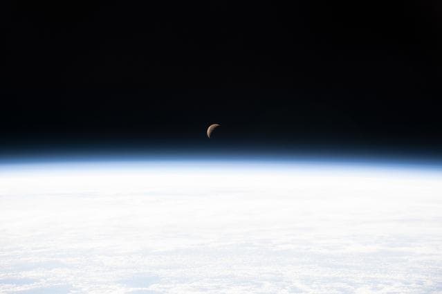 NASA image: iss042e046827