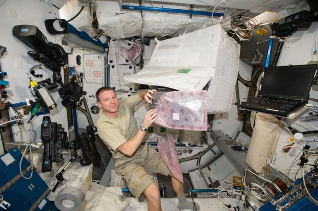 NASA image: iss042e060733