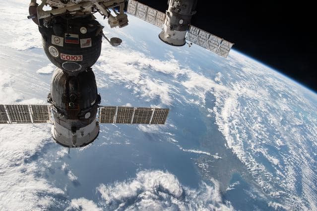 NASA image: iss042e101429