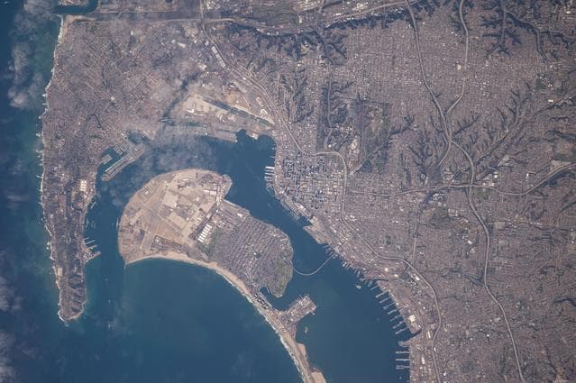 NASA image: iss042e117495