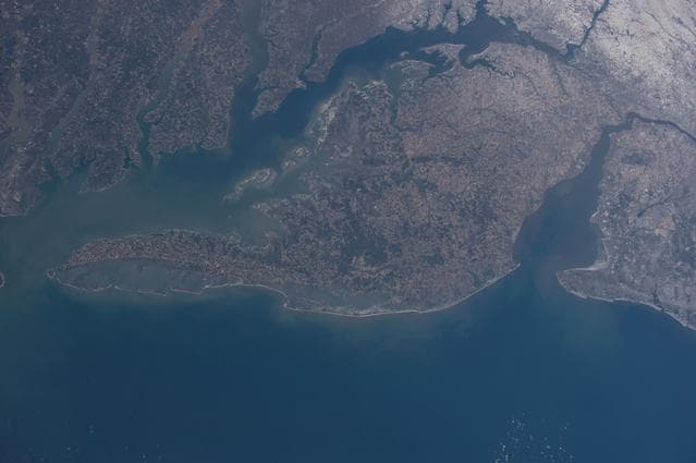 NASA image: iss042e119605