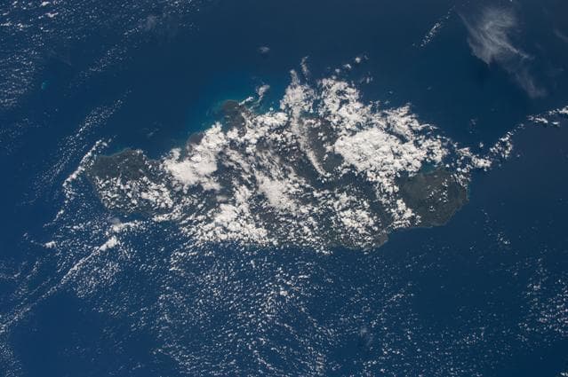 NASA image: iss042e135484