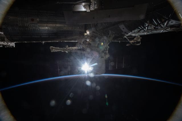 NASA image: iss042e138540