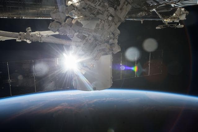 NASA image: iss042e138543