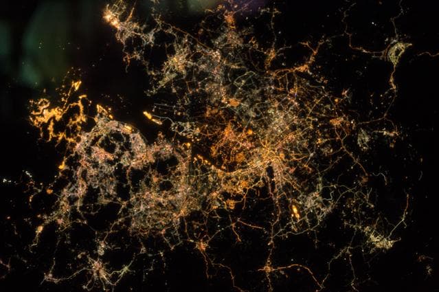 NASA image: iss042e152948