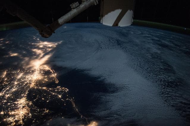 NASA image: iss042e185480