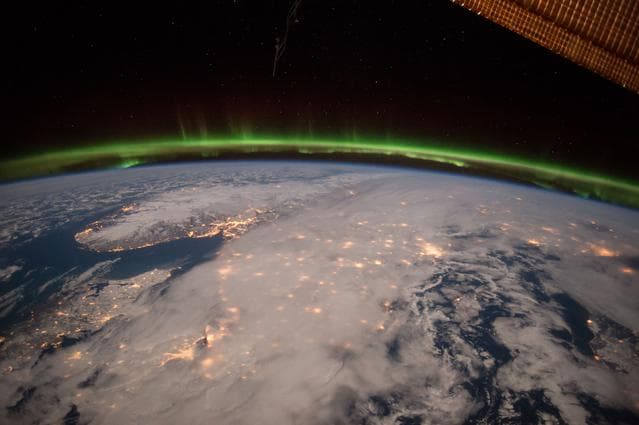 NASA image: iss042e216315