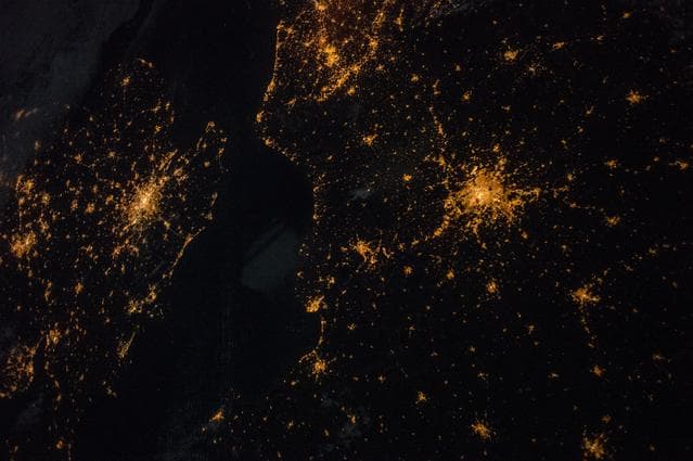 NASA image: iss042e230335