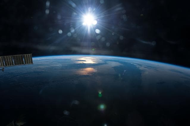 NASA image: iss042e240938
