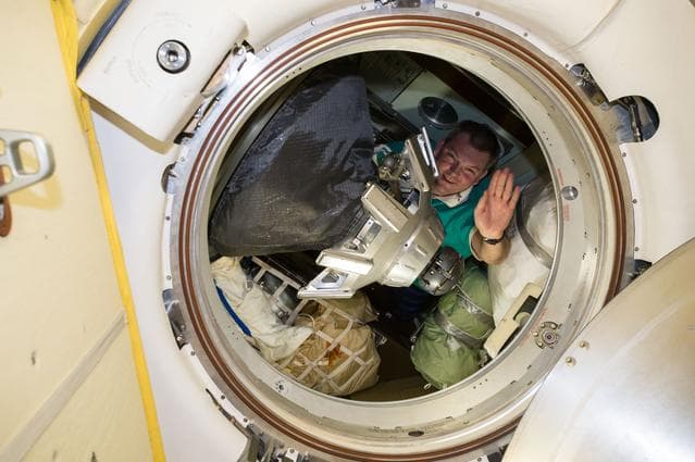 NASA image: iss042e325661
