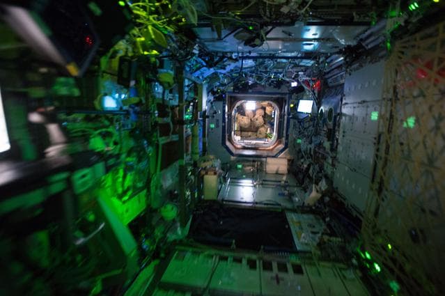 night flight thru U.S. lab 