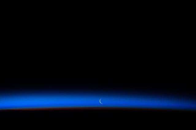 NASA image: iss043e025372