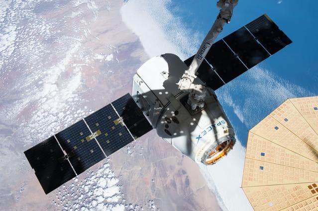 NASA image: iss047e114046