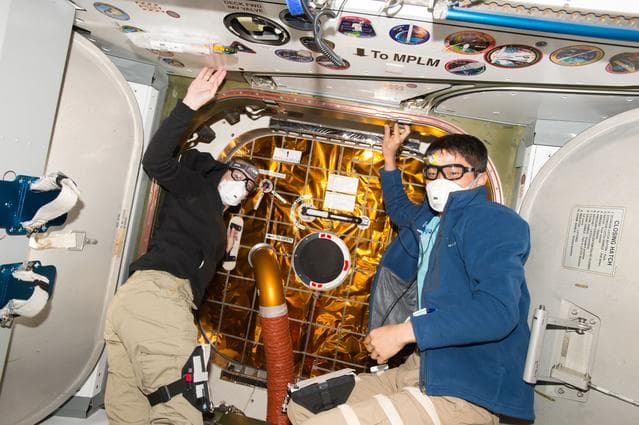 NASA image: iss048e042291