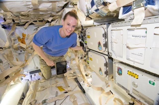 NASA image: Rubins with Polar Facilities installed in Dragon CRS-9 Spacecraft