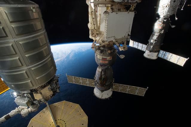 NASA image: iss049e042858