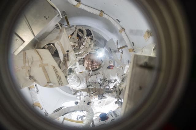 NASA image: iss050e059613