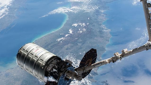 NASA image: iss051e020059