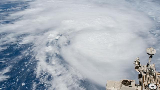 NASA image: iss051e040010
