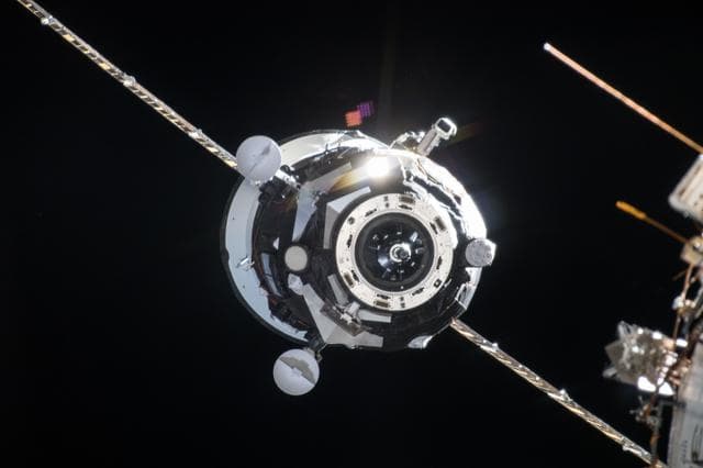 NASA image: Progress 69P on approach to the ISS