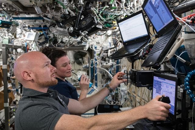 NASA image: iss056e095057