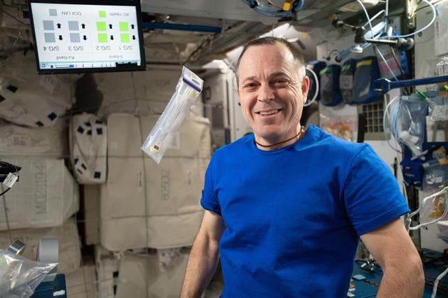 NASA image: iss056e100257