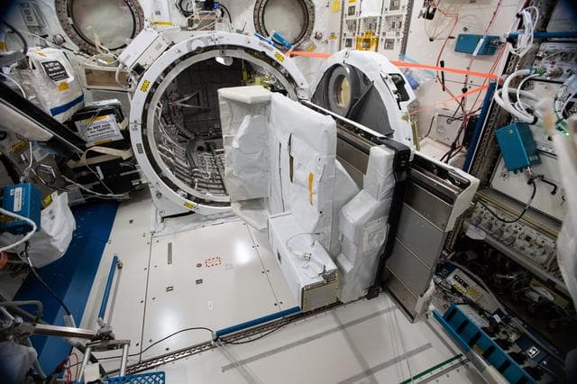 NASA image: JEM AL Slide Table Retraction from JPM Side