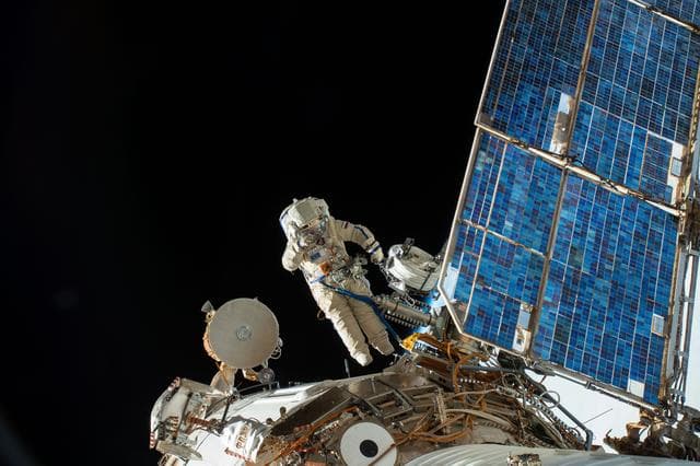 NASA image: iss056e142739
