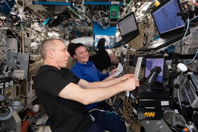 NASA image: iss056e161212