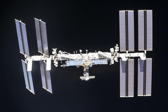 NASA image: iss056e201403