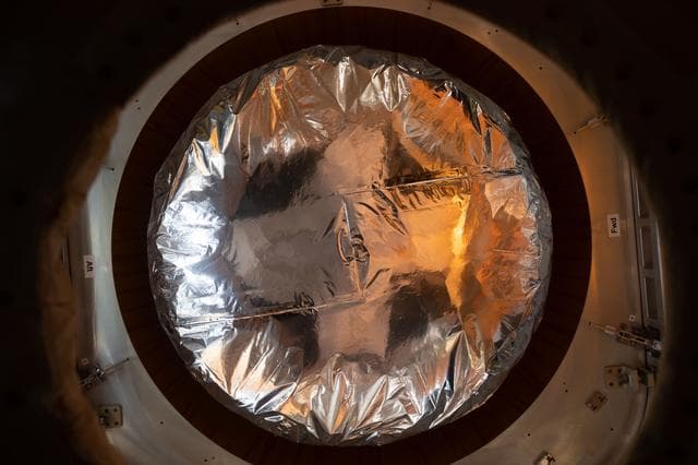 NASA image: HSRC and HTV-7 Unberthing