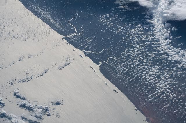 NASA image: iss057e106175