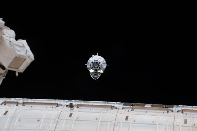NASA image: iss058e027328