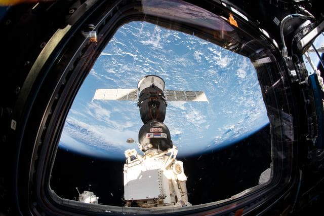 iss059e000270
